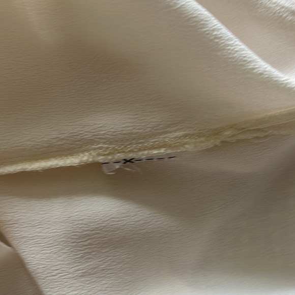 Banana Republic White Blouse - Picture 4 of 4